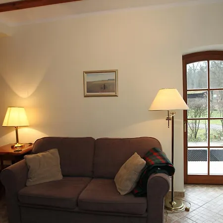 ベッド・アンド・ブレックファスト Lesniczowka Nibork