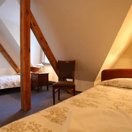 Lesniczowka Nibork 3* ニジツァ