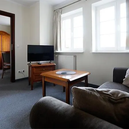 Lesniczowka Nibork ベッド・アンド・ブレックファスト 3*