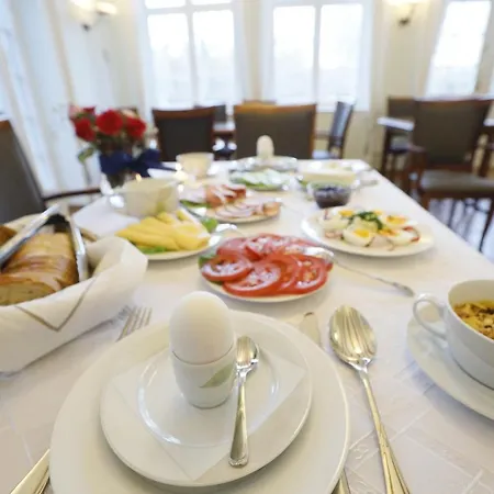 住宿加早餐酒店 Lesniczowka Nibork