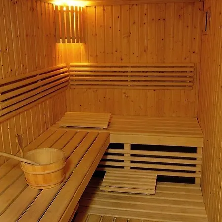 ベッド・アンド・ブレックファスト Lesniczowka Nibork 3*