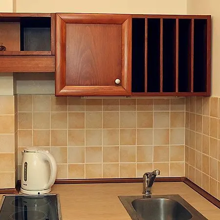 Lesniczowka Nibork 住宿加早餐酒店