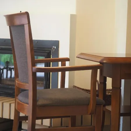 Lesniczowka Nibork 住宿加早餐酒店