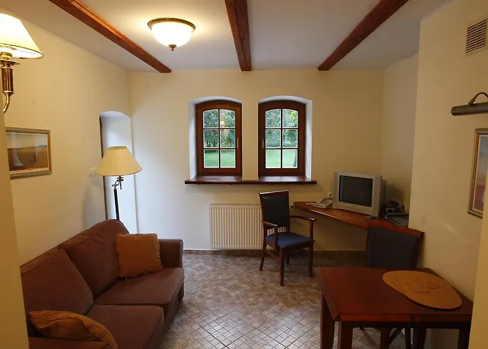 Lesniczowka Nibork Bed & Breakfast 3*