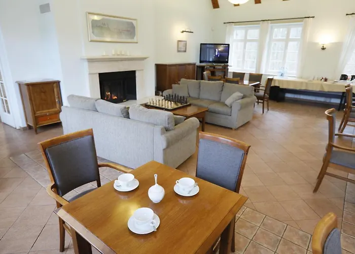 Bed & Breakfast Lesniczowka Nibork 3*