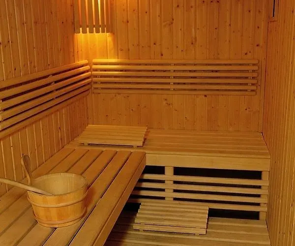 Bed & Breakfast Lesniczowka Nibork 3*